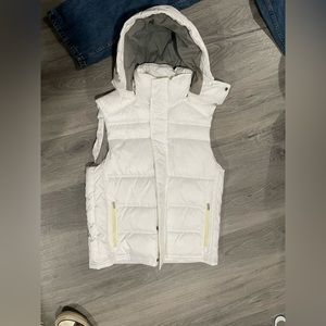 Barley used Calvin Klein puffer best